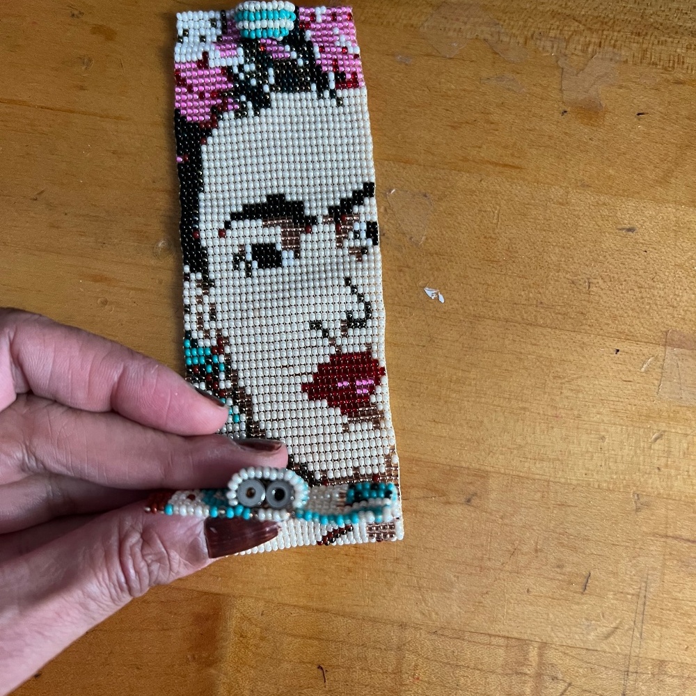 Artist Frida Kahlo Crystal glass Bead Cuff Bracelet Magnet Clasp-Handmade, White